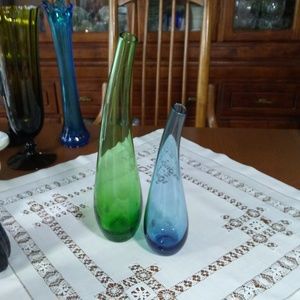 Two Vases Green and Blue